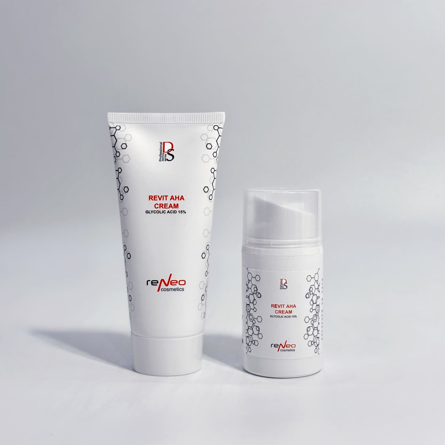 Реактивуючий вітамінізований крем з гліколевою кислотою Revit AHA Cream Glycolic Acid 15% Derma Series